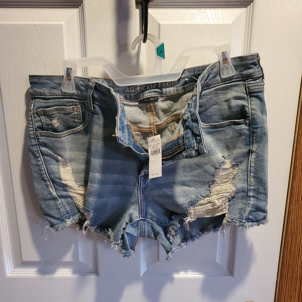 American Eagle shorts Next level stretch